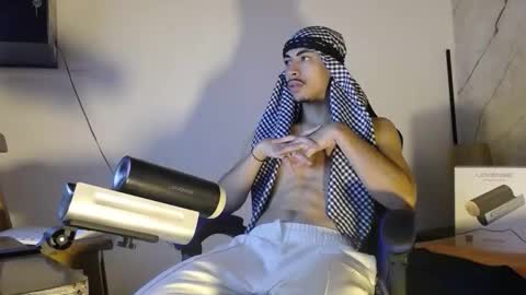 Snapshot of brad_usma chatting on November 4, 5:12 pm BRAD USMA online show from November 4, 5:12 pm