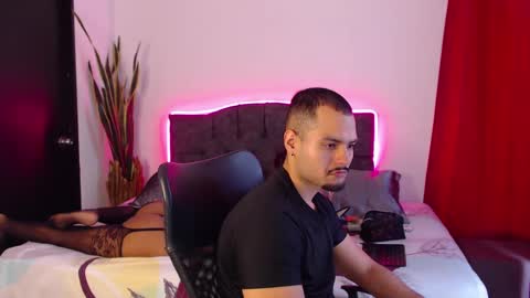 Your favorite couple and the best butt on Chatur online show from September 30, 2:55 pm