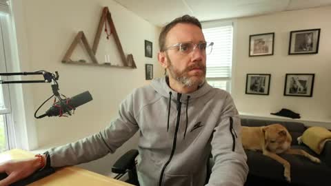 BradBronton online show from May 11, 4:37 pm