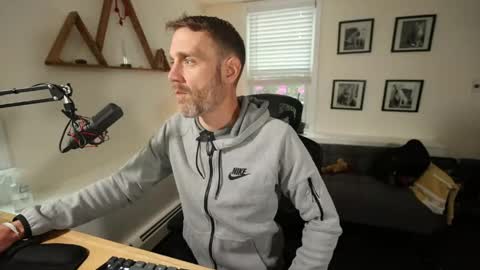 BradBronton online show from May 23, 8:24 pm