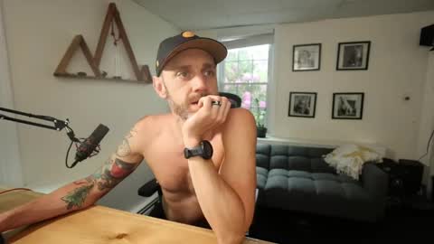 BradBronton online show from May 29, 10:52 pm