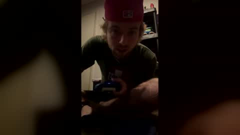 Snapshot of braden_thompson2012 chatting on April 26, 3:59 am braden_thompson2012 online show from April 26, 3:59 am