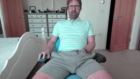 bradley77777 online show from January 31, 12:18 pm