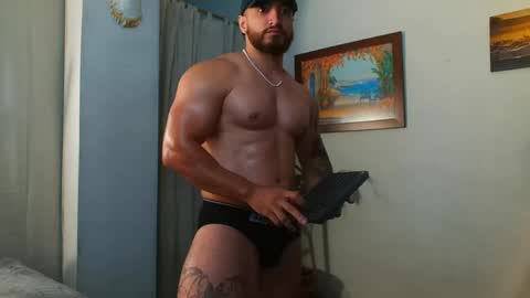 Bradley Martinez online show from April 23, 10:01 pm
