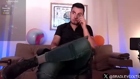 Snapshot of bradleycolton chatting on July 14, 1:39 pm Bradley Colton Independ Model online show from July 14, 1:39 pm