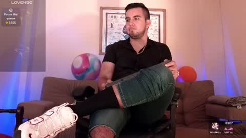 Snapshot of bradleycolton chatting on August 5, 3:37 pm Bradley Colton Independ Model online show from August 5, 3:37 pm