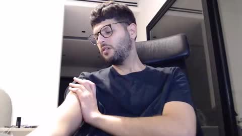 Snapshot of brads91 chatting on December 10, 4:38 pm brads online show from December 10, 4:38 pm