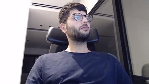 Snapshot of brads91 chatting on December 14, 2:12 am brads online show from December 14, 2:12 am