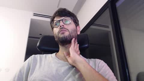 Snapshot of brads91 chatting on September 27, 6:24 pm brads online show from September 27, 6:24 pm