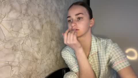 Kate online show from May 2, 5:07 pm