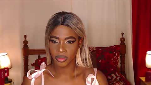 Snapshot of brandi_ross_ chatting on November 23, 1:44 pm Brandy online show from November 23, 1:44 pm