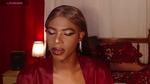 Snapshot of brandi_ross_ chatting on November 28, 7:16 pm Brandy online show from November 28, 7:16 pm