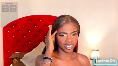Snapshot of brandi_ross_ chatting on May 11, 7:11 pm Brandy online show from May 11, 7:11 pm