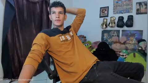 Brandon Stone online show from July 1, 9:58 pm