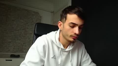 BrandonTateX online show from February 1, 1:09 pm