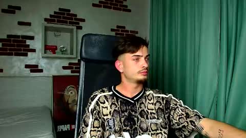 Snapshot of brandontatex chatting on June 9, 5:57 pm BrandonTateX online show from June 9, 5:57 pm