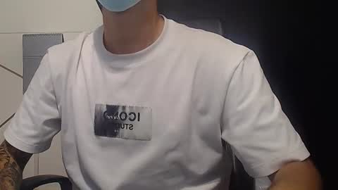 Snapshot of brandontatex chatting on June 12, 8:02 am BrandonTateX online show from June 12, 8:02 am