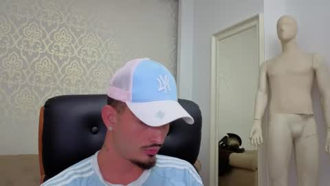 Snapshot of brandontatex chatting on July 7, 5:39 pm BrandonTateX online show from July 7, 5:39 pm