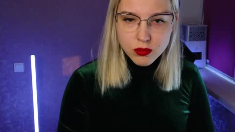 Belle  online show from December 25, 4:22 am