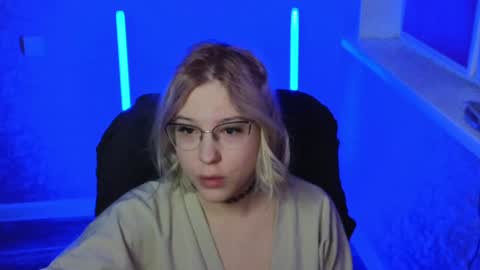 Belle  online show from January 17, 2:18 am