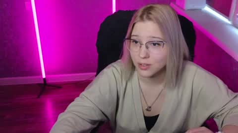 Belle  online show from January 31, 4:58 am