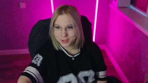 Belle  online show from February 7, 2:08 am