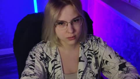 Belle  online show from February 20, 1:03 am