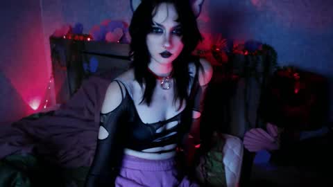 Aurorabut ur dad just calls me Rory online show from February 11, 12:21 pm