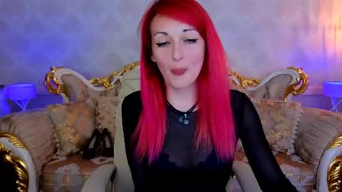 Brandybloomm online show from July 7, 7:18 pm
