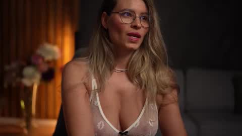 Alex online show from October 13, 4:12 am