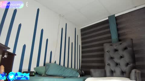 Instagram             twitter BRAN LOPEZ  online show from December 7, 11:23 pm