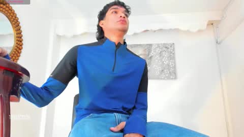 Snapshot of branmonter_xxx_big chatting on February 25, 3:49 am branmonter_xxx_big online show from February 25, 3:49 am