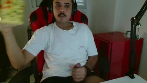 Snapshot of brasilianonca chatting on March 30, 2:40 pm brasilianonca online show from March 30, 2:40 pm