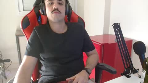 Snapshot of brasilianonca chatting on April 5, 12:52 am brasilianonca online show from April 5, 12:52 am