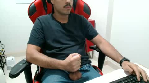 Snapshot of brasilianonca chatting on June 10, 9:46 pm brasilianonca online show from June 10, 9:46 pm