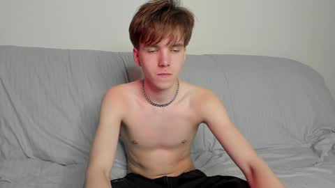 Snapshot of braxiboy chatting on December 14, 3:58 pm Brax online show from December 14, 3:58 pm