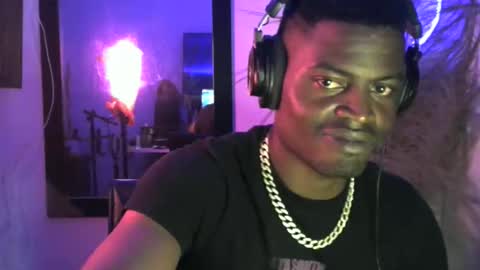 brayan1111x online show from December 3, 10:41 pm