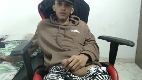 brayan_chevignon online show from December 1, 8:19 am