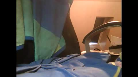 Snapshot of brazil_meets_germany chatting on April 17, 8:28 am brazil_meets_germany online show from April 17, 8:28 am