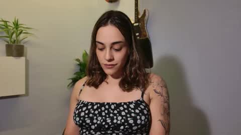 Thalia online show from December 18, 10:05 pm