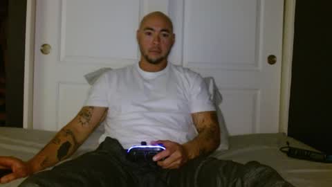 Breadcrumbsss online show from March 26, 5:02 am