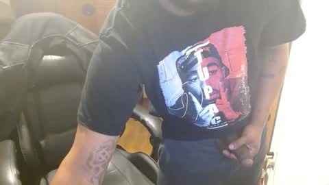 Snapshot of breadw1nnah chatting on January 6, 6:03 am Breadw1nnah online show from January 6, 6:03 am