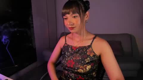 Snapshot of breakfastwithtiffanys chatting on July 7, 3:09 am breakfastwithtiffanys online show from July 7, 3:09 am