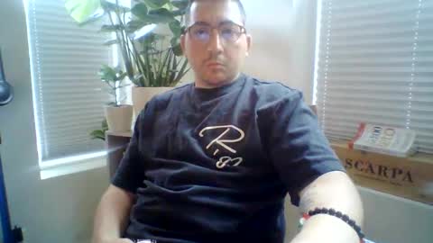 Snapshot of breakingbad84 chatting on June 4, 11:27 am breakingbad84 online show from June 4, 11:27 am
