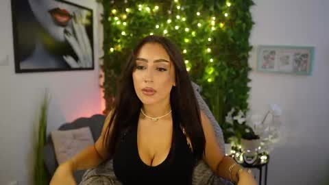 Snapshot of bree__morgan chatting on September 28, 1:27 pm Bree online show from September 28, 1:27 pm