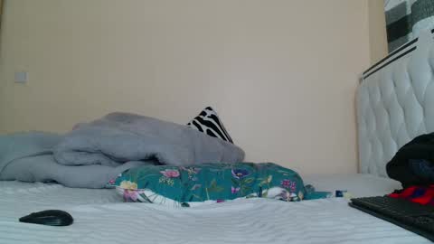 bree_beauty online show from March 10, 9:03 am