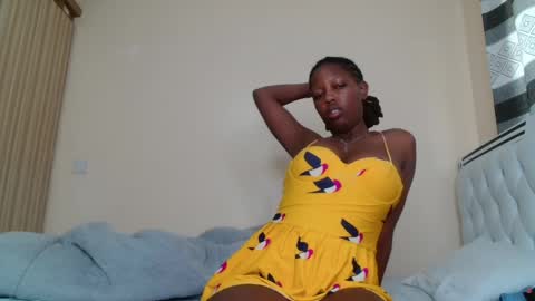 Snapshot of bree_beauty chatting on May 9, 10:20 am bree_beauty online show from May 9, 10:20 am