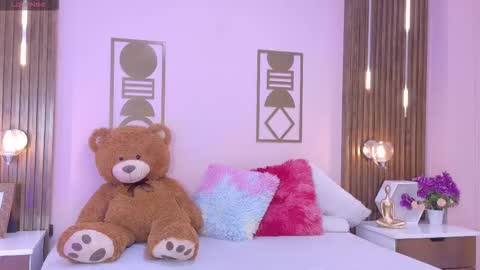 Bree  online show from February 16, 12:56 pm