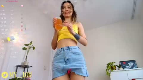 Ashley Dolce and Lou online show from July 15, 3:28 pm