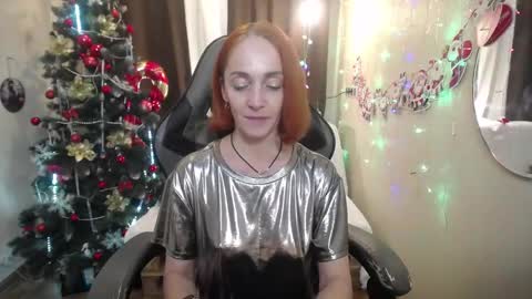 Snapshot of breeterner chatting on January 7, 1:49 am breeterner online show from January 7, 1:49 am